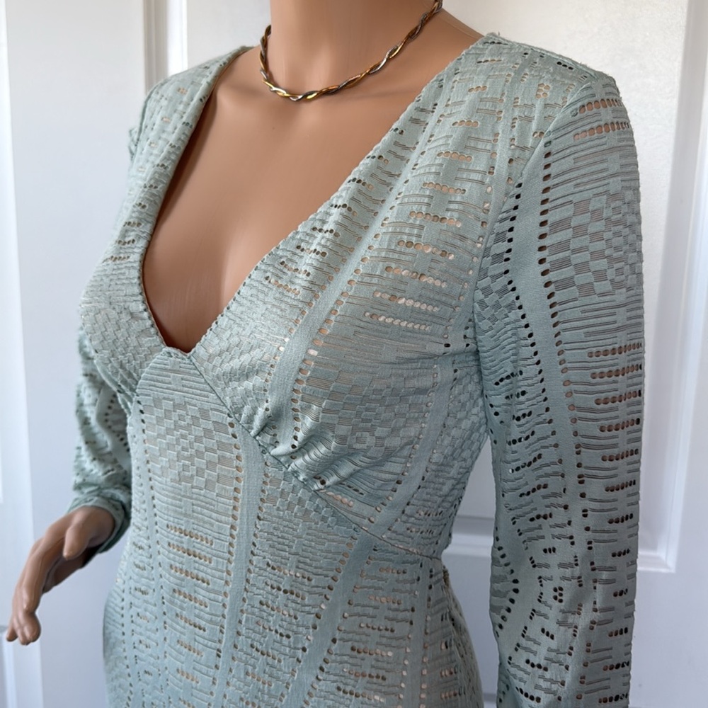 bebe mint green V-Neck long sleeve back cut out cocktail dress S Y2K bodycon